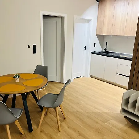 Przystanek Mierzyn Miedzychod