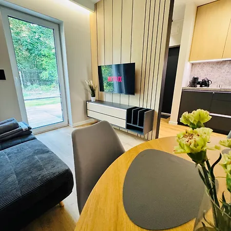 Przystanek Mierzyn - Caloroczne アパート